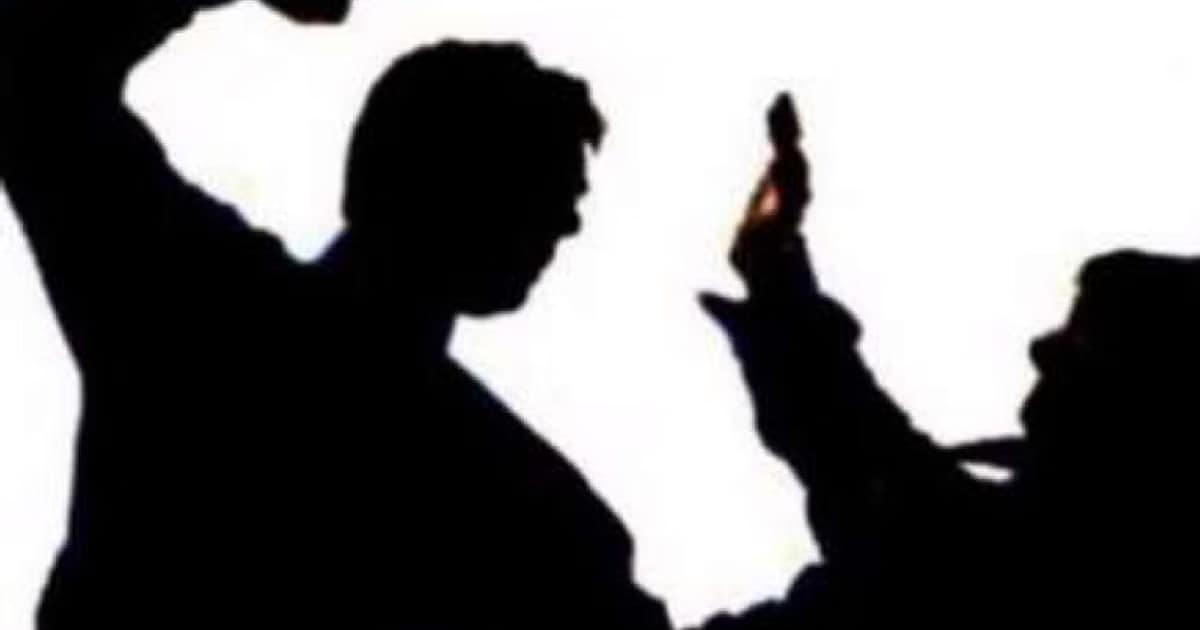 mumbai-security-guard-attacked-over-hospital-door-delay