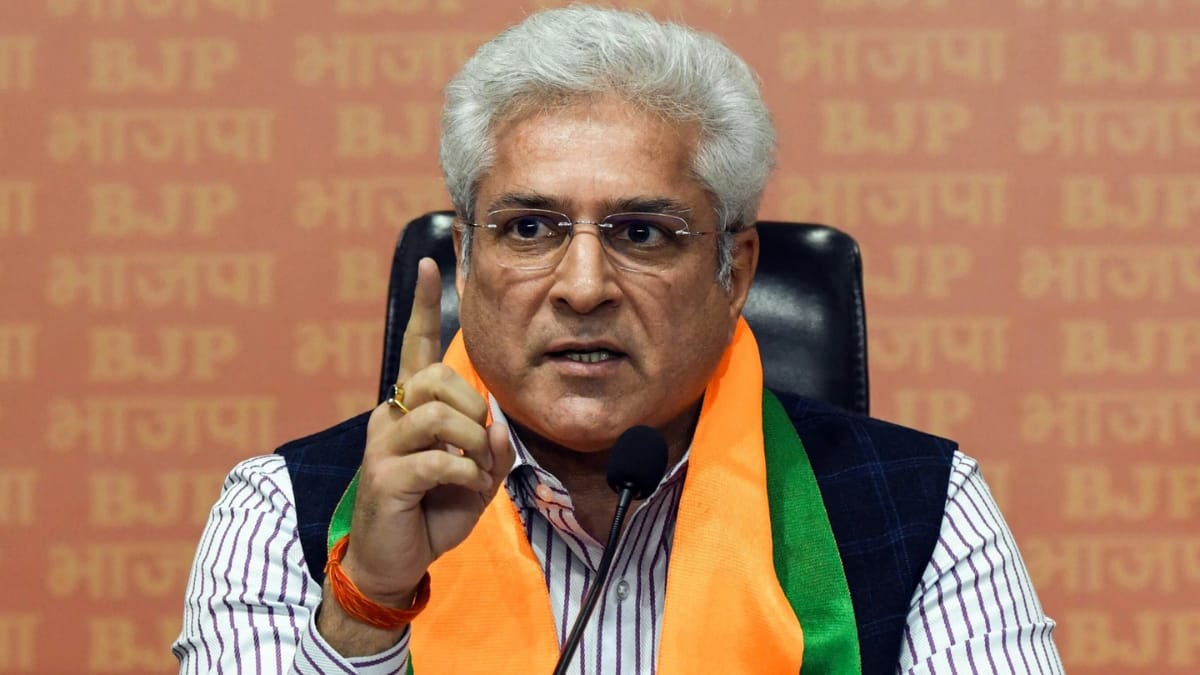 kailash-gahlot-joins-BJP