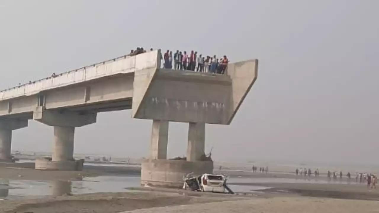 GPS Misdirection Leads to Fatal Crash on Collapsed Bridge in UP