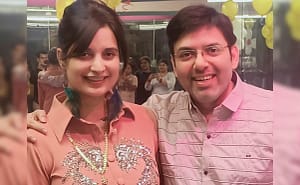 up-couple-scam-elders-made-35cr-fleed-aboard