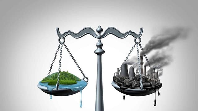 Supreme Court Slams Centre Over ‘Toothless’ Environmental Laws on Stubble Burning