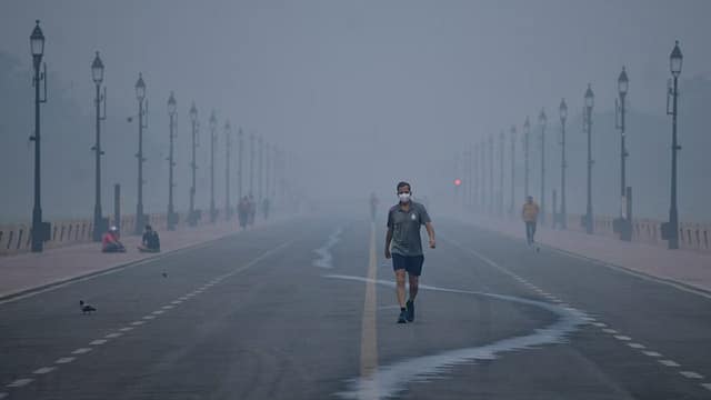 Delhi’s AQI Touches 1000, Becomes World’s Most Polluted City, Surpassing Lahore