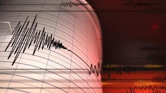 5.3-Magnitude Earthquake Strikes Telangana: Tremors Felt Across Hyderabad, Maharashtra