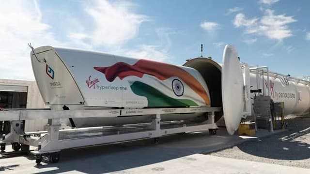 Bharat’s First Hyperloop Test Track Unveiled at IIT Madras: A Leap in High-Speed Transit.