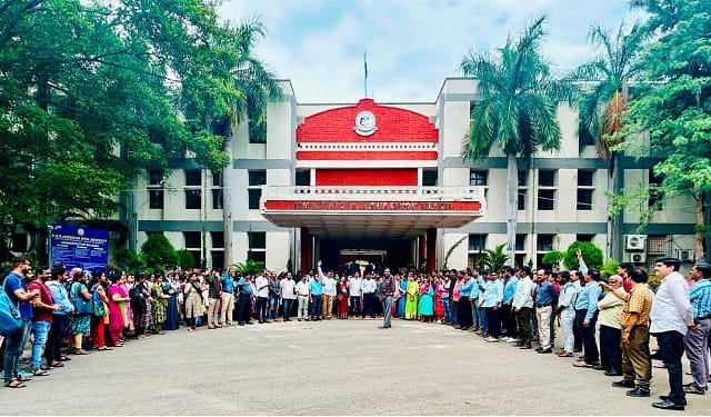 Is the Congress Government Sacrificing Education for their benefit?