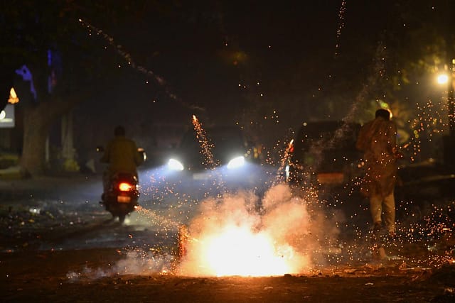 Diwali 2024: Fire Incidents Surge in Mumbai as Celebrations Ignite Blaze